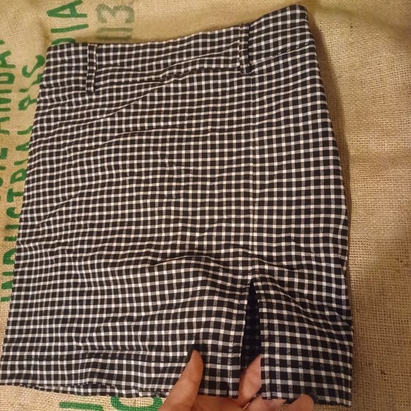 Forever 21 plaid mini skirt - Picture 2 of 3